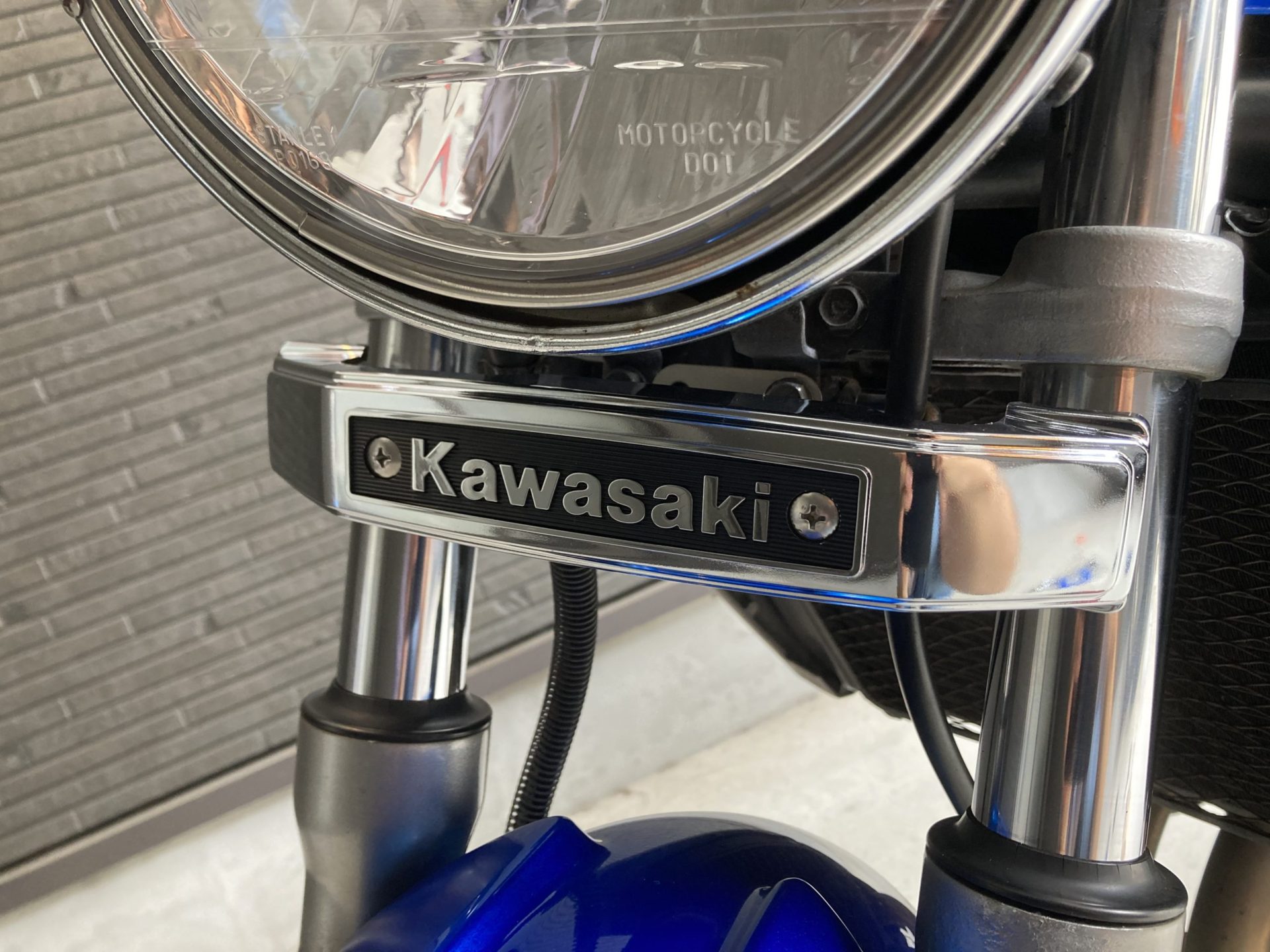 ステムエンブレム】Kawasakiバリオス2のドレスアップ作戦！Z900RS用のステーで取り付け | ライフハック研究ラボ＠シャムロックオンライン